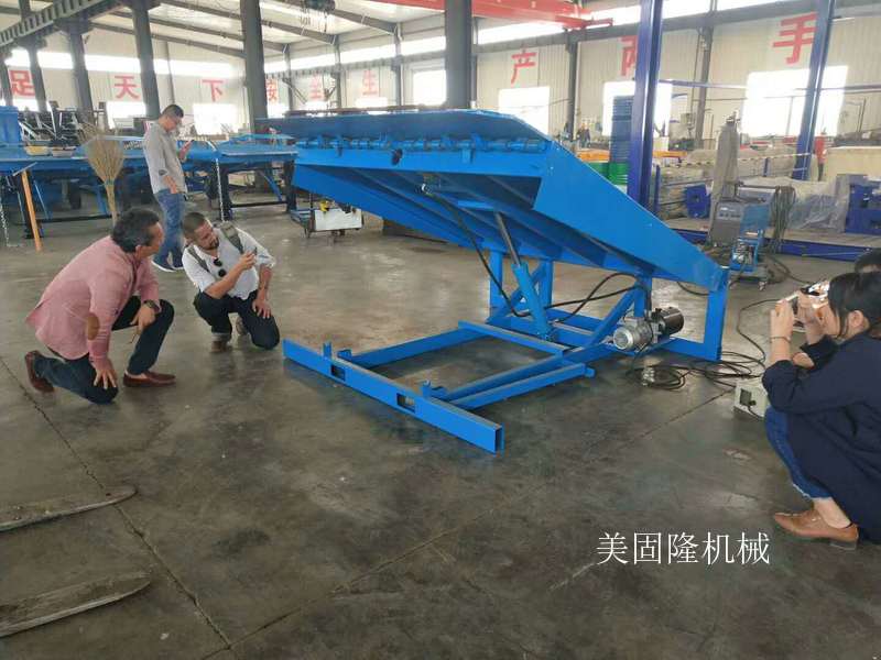 白山固定式登车桥哪家好