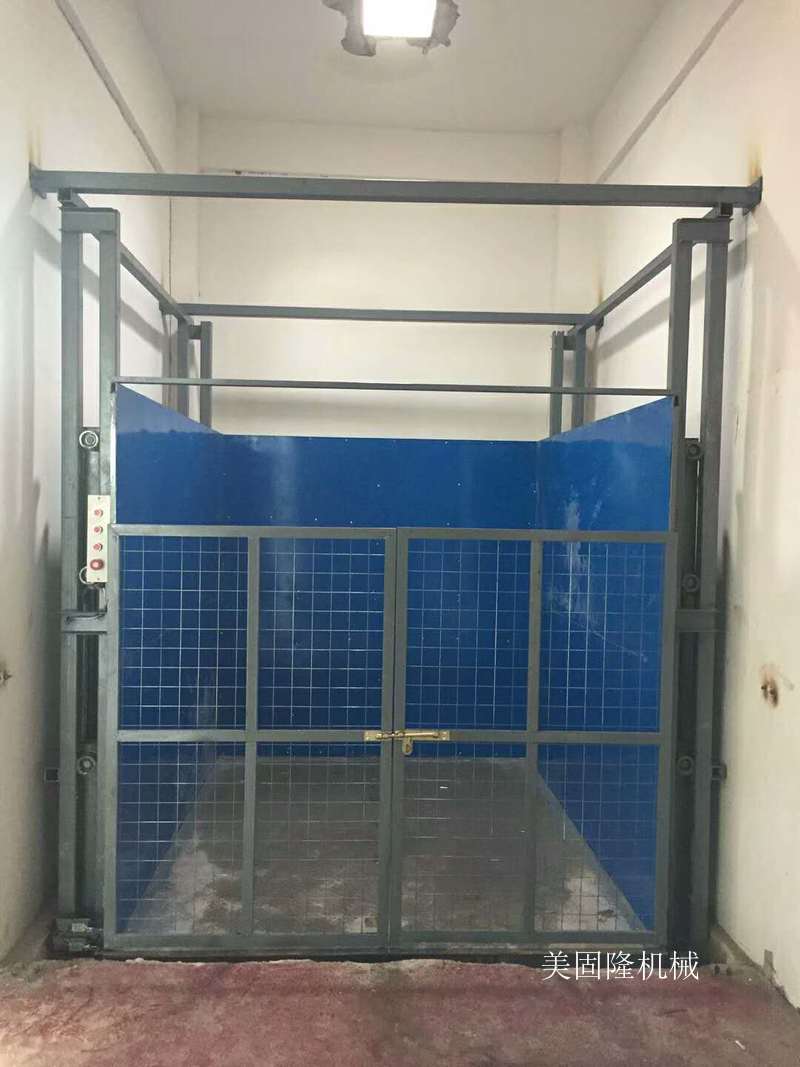 白山导轨式升降货梯价格