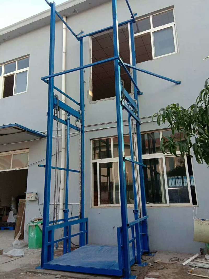 白山提升机